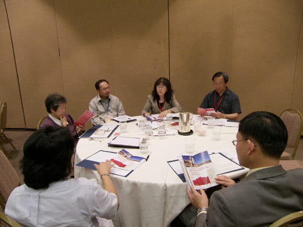 21st-3_Orlando/5_round_table_forum